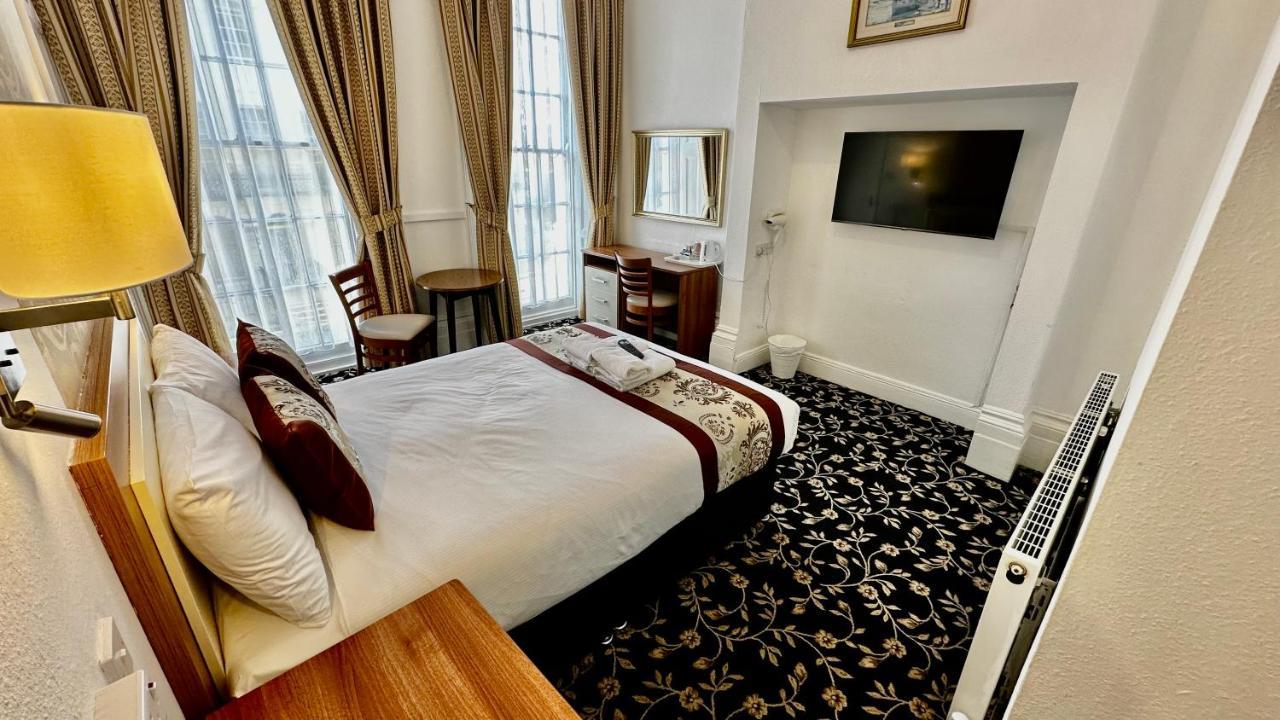 Maison d'hôtes Andorra Guest Hove
